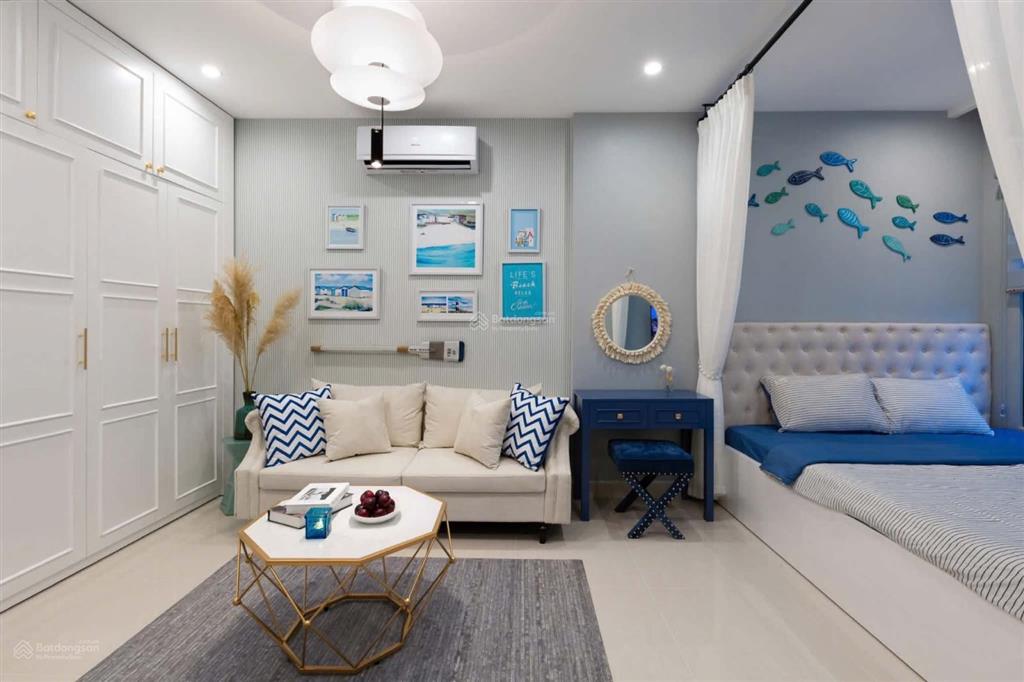 Chính chủ cần bán căn hộ studio 30.8m2 tòa s303 tầng 1208 vinhomes smart .giá 2.3 tỷ bao phí
