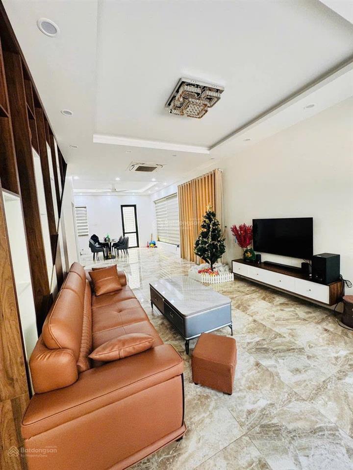 La casta văn phú 73m2 mt 5,4m, đồ gỗ cao cấp, giá nhỉnh 20 tỷ