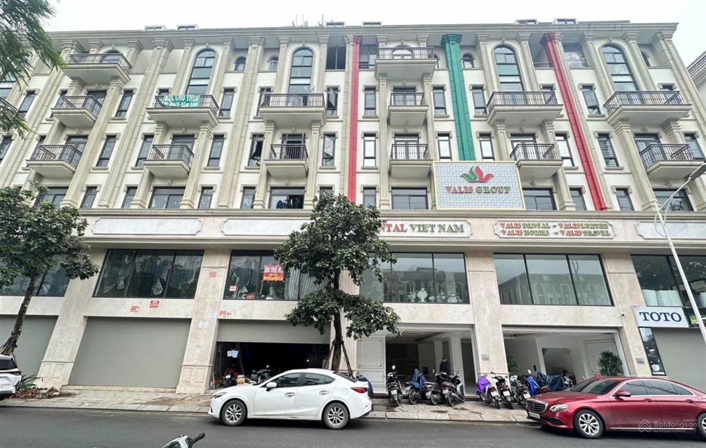 (28 tỷ) ngộp bank cắt lỗ  him lam vạn phúc kinh doanh cho thuê