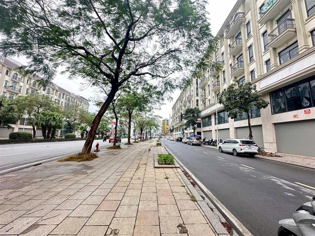 (28 tỷ) ngộp bank cắt lỗ  him lam vạn phúc kinh doanh cho thuê