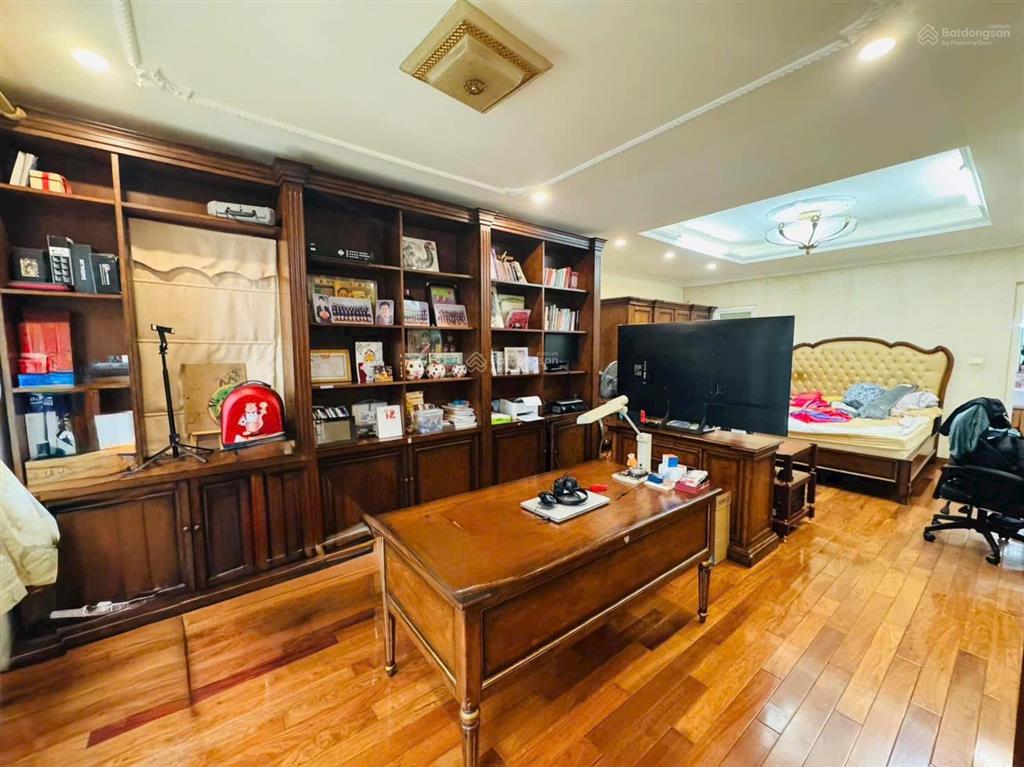 Biệt thự the zei mỹ đình chỉ 93 tỷ 280m2 xây 5 tầng 1 hầm