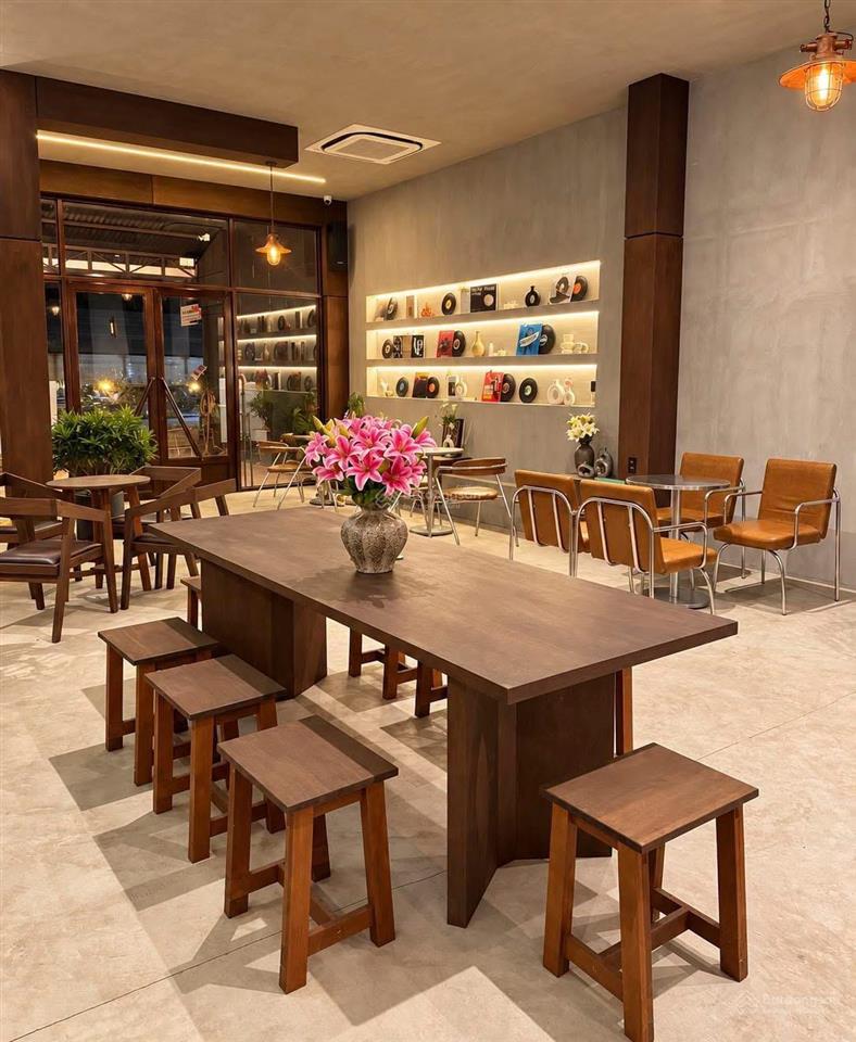 Vip!! mặt phố bt an khang dương nội  lô góc 230m  trục chính  sẵn dòng tiền cho thuê.