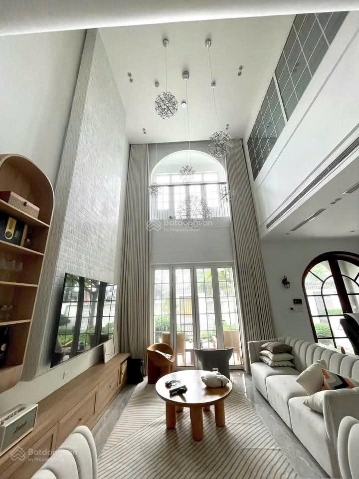 Biệt thự geleximco khu c  tặng full nội thất 10 tỷ