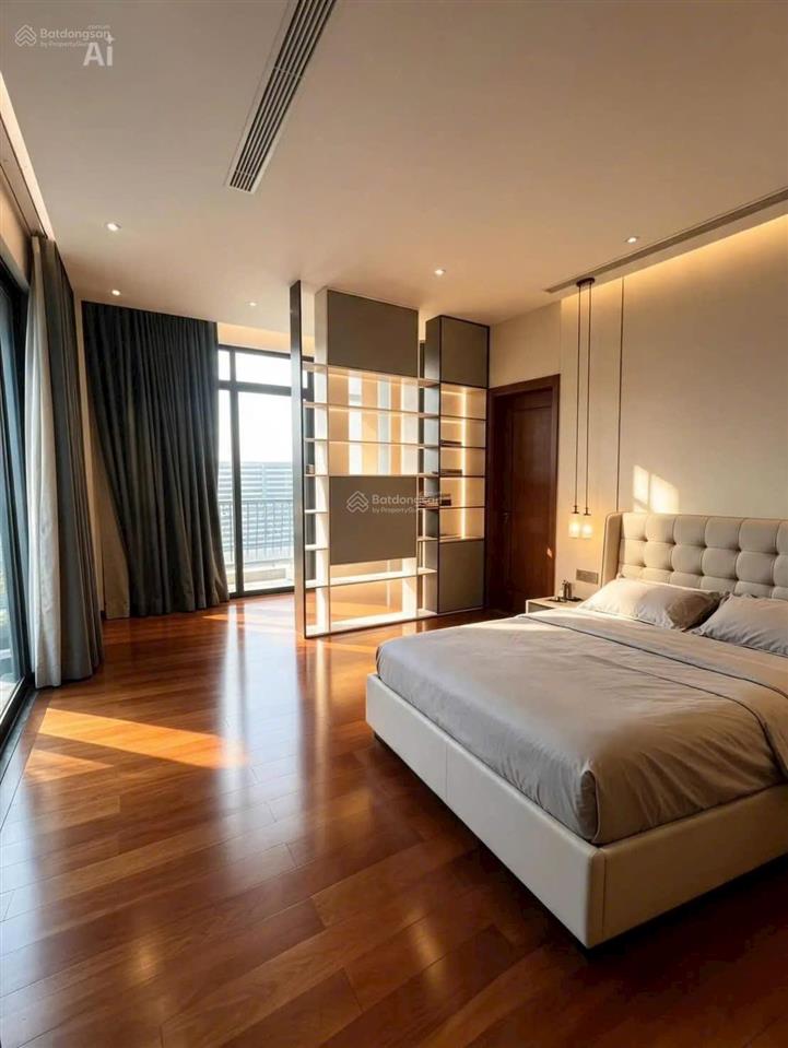 Giảm 6 tỷ!! mặt phố lk terra an hưng  kinh doanh  hoàn thiện thang máy  cho thuê