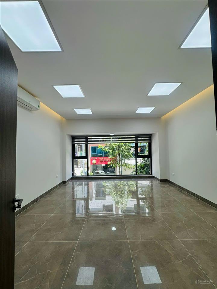 Galaxy ngân hà  kinh doanh  giá đầu tư  95m2  full nội thất thang máy