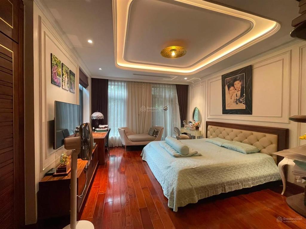Chỉ 100 tỷ  biệt thự song lập mộc lan  vinhomes green bay  ở đẳng cấp  5 tầng + hầm  thang máy