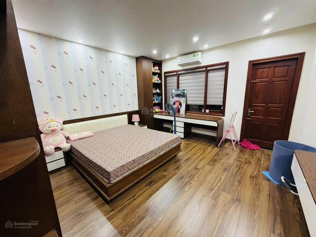 Liền kề văn phú  90m x 5 tầng full nội thất cao cấp 18.x tỷ