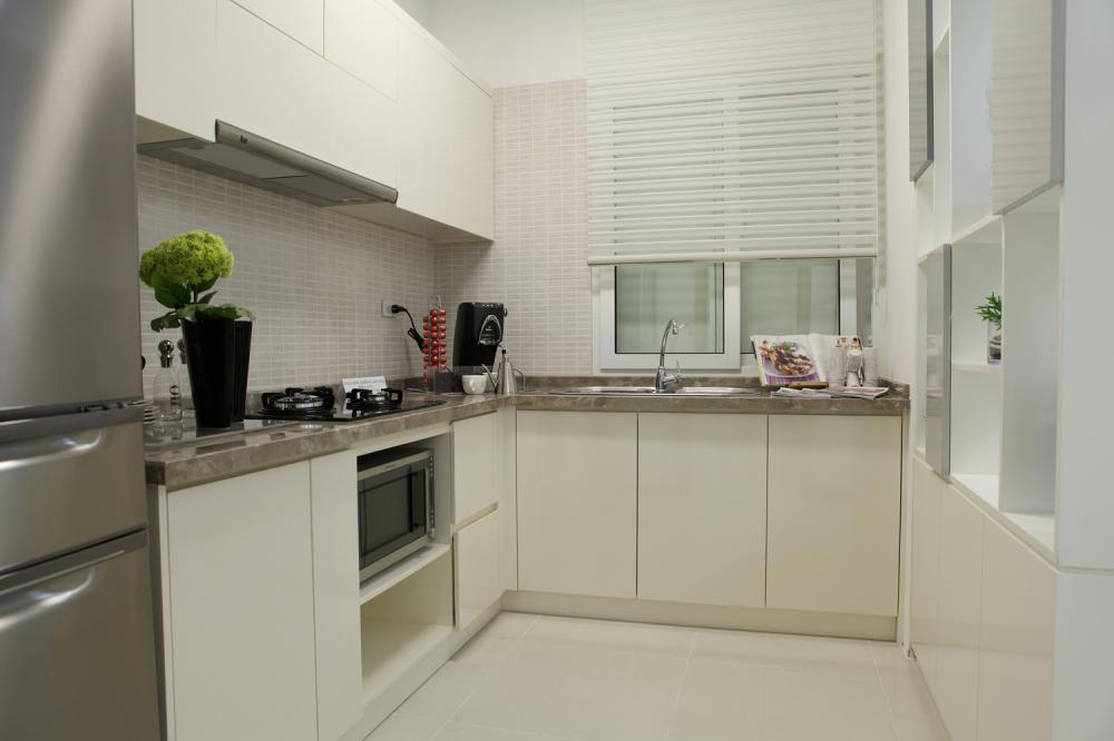 Cho thuê căn hộ 3pn, 2wc, 120m2 tại golden palace, 20 triệu vnd. hướng nam.