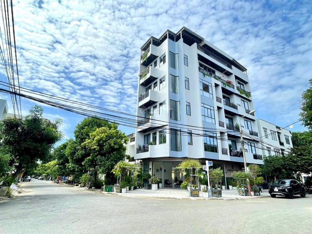 Chính chủ cần bán nhà 2 tầng giá tốt vị trí sát lô góc khu nam việt á.  loan 0979 141 ***