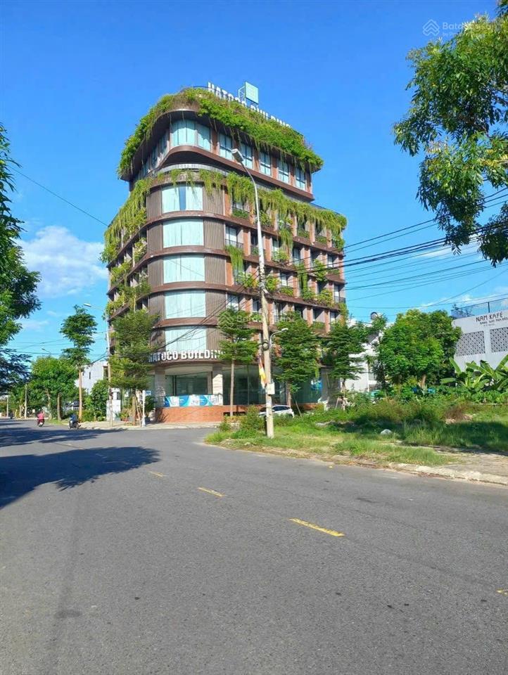 Chính chủ bán lô nước mặn 2 view biệt thự khu nam việt á.  loan 0979 141 ***