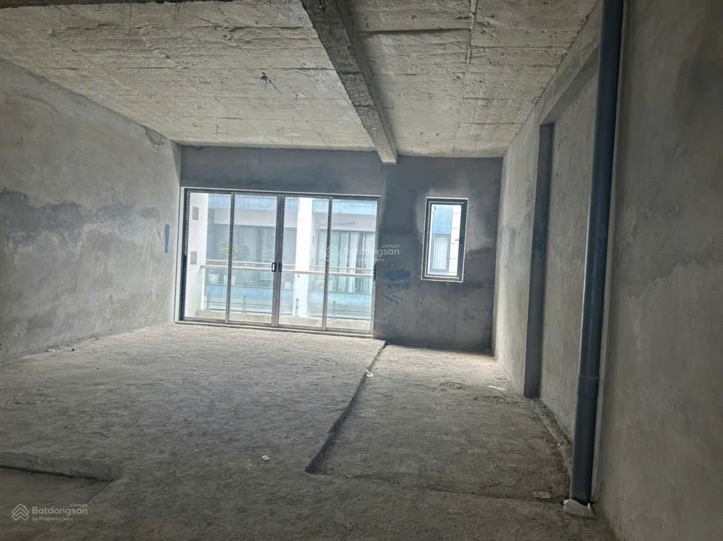Bán liền kề thô waterfront city 96m2 mặt tiền 6m. giá siêu hời chỉ 10,5 tỷ,
