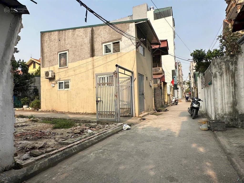 Bán đất giang biên, 43.7m2 lô góc, đường nhựa thông oto