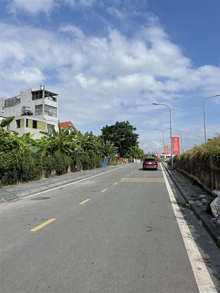 Bán đất mặt phố viên chiếu phúc lợi, 87m² đường to giá tốt