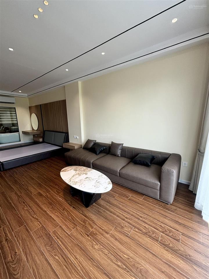 Bán nhà mặt phố tại phúc lợi, 76m² 7 tầng đường to kinh doanh