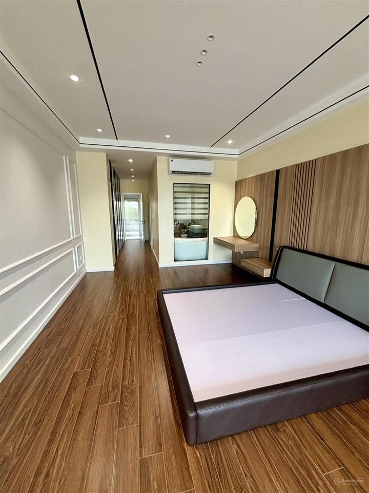 Bán nhà mặt phố tại phúc lợi, 76m² 7 tầng đường to kinh doanh