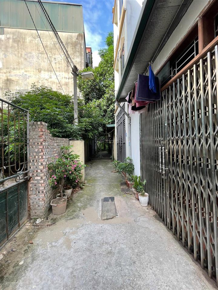 Bán lô đất 50m2 giá rẻ thứ nhì phúc lợi