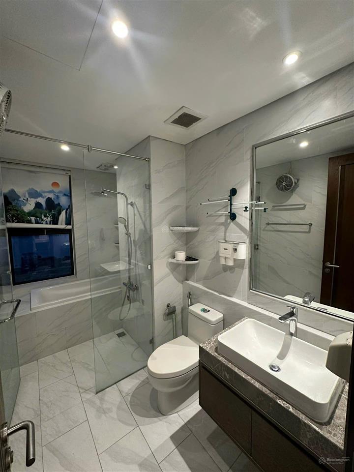 Căn góc 3pn 120m2 tầng trung chung cư sun ancora lương yên  view sông hồng  28 tr/tháng