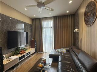 Chính chủ cần bán căn hộ 3 phòng ngủ view sông hồng