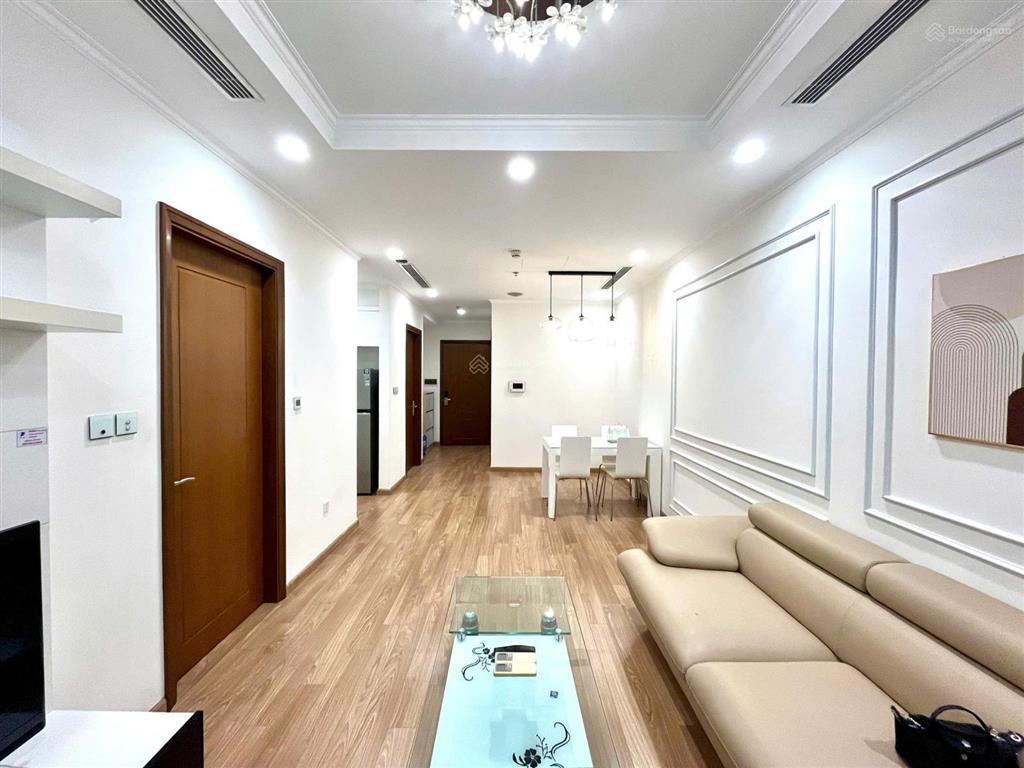Cho thuê căn hộ 2 phòng ngủ 80m2 park hill premium