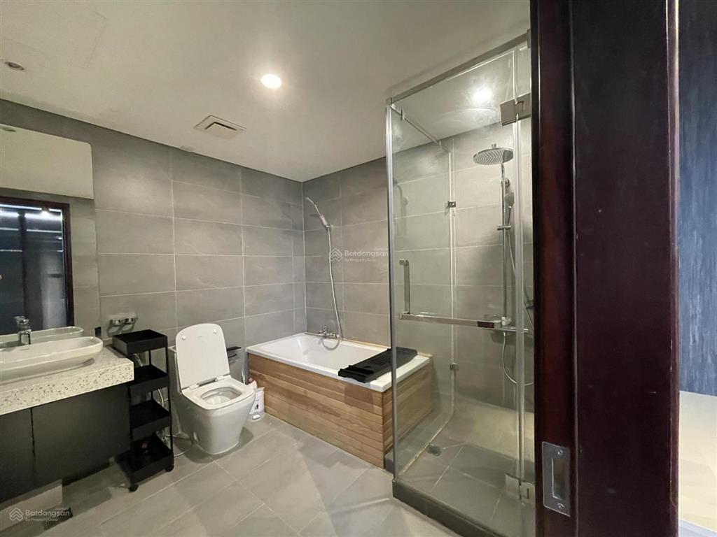 Cho thuê căn hộ 3 phòng ngủ hà nội aqua central nội thất đẹp