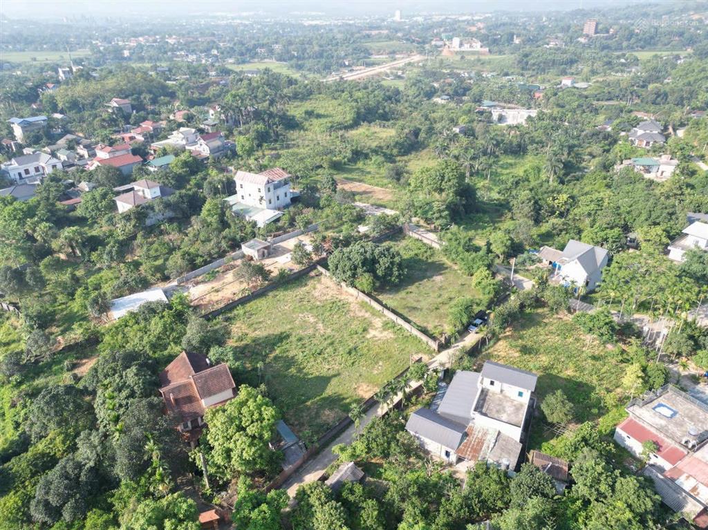 Quỹ đất 1.422m2, 400m2 thổ cư hòa sơn, lương sơn