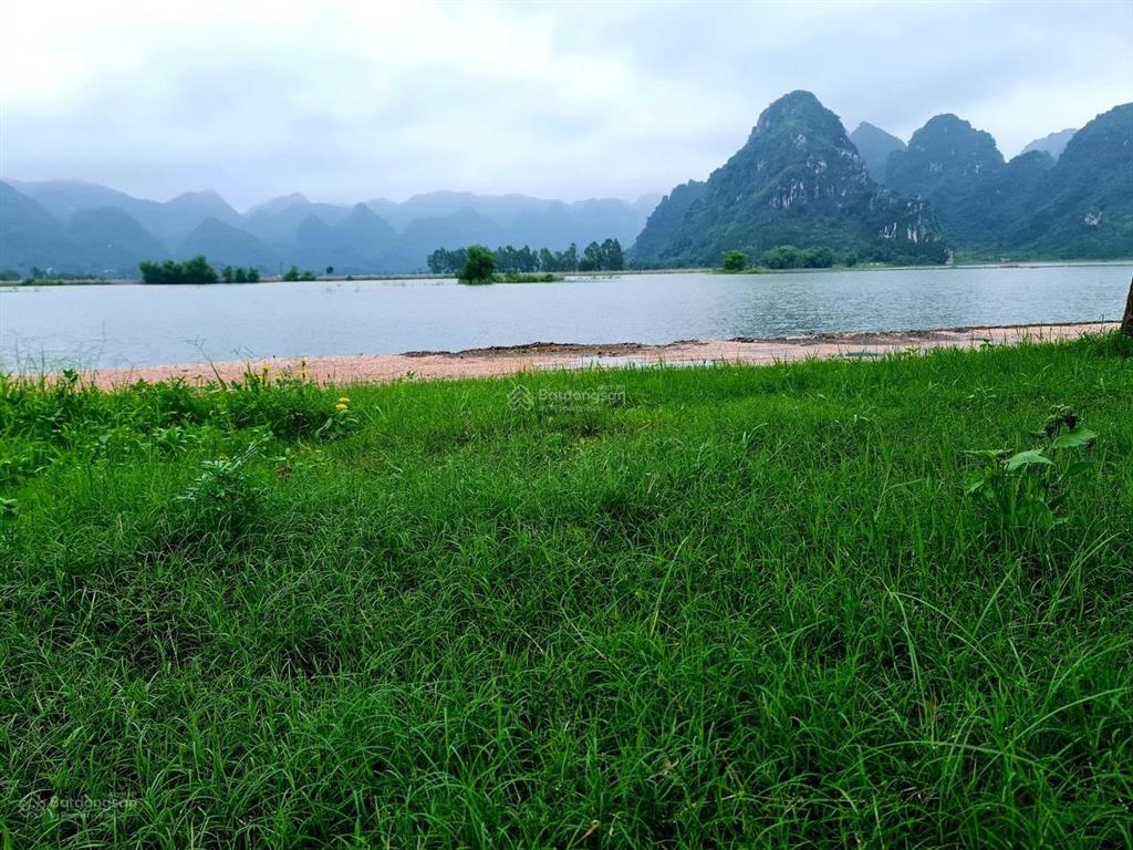 Bán lô đất view hồ  thị trấn ba hàng đồi, vị trí vàng sát đường hồ chí minh
