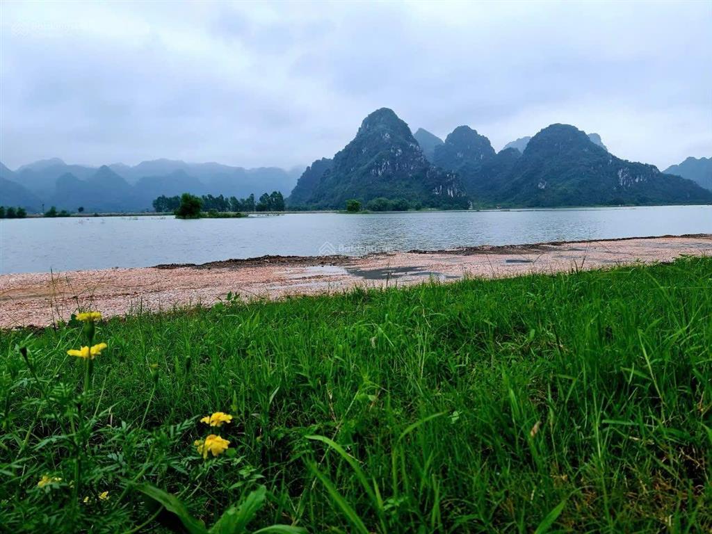 Bán lô đất view hồ  thị trấn ba hàng đồi, vị trí vàng sát đường hồ chí minh