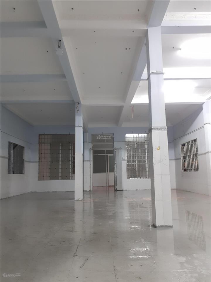 Cho thuê 8x33,75m, đường kinh dương vương, gần aeon bình tân