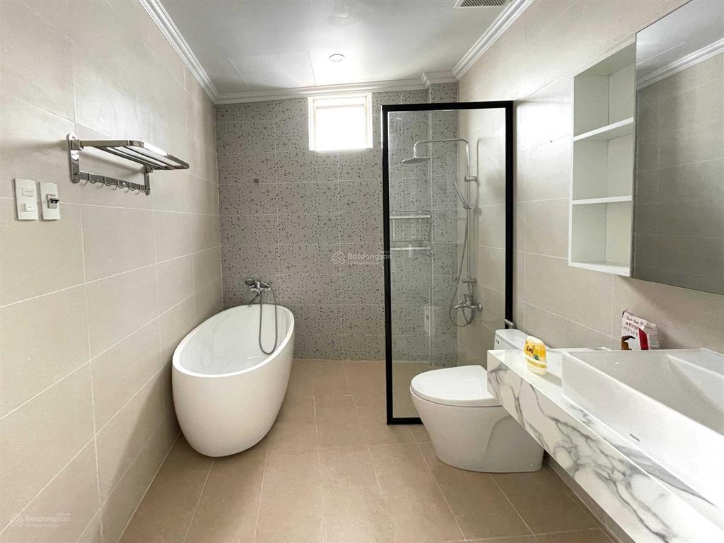 Penthouse him lam riverside, hoàng trọng mậu, q.7  219.3m  sổ hồng. căn góc. view biệt thự