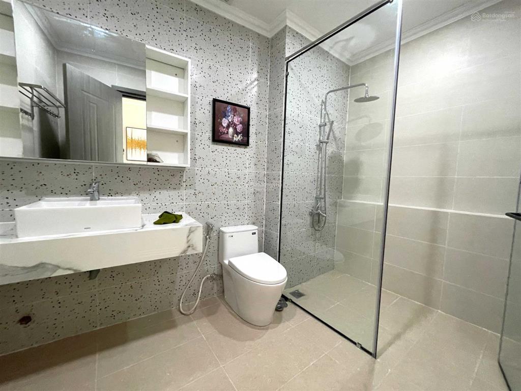 Penthouse him lam riverside, hoàng trọng mậu, q.7  219.3m  sổ hồng. căn góc. view biệt thự