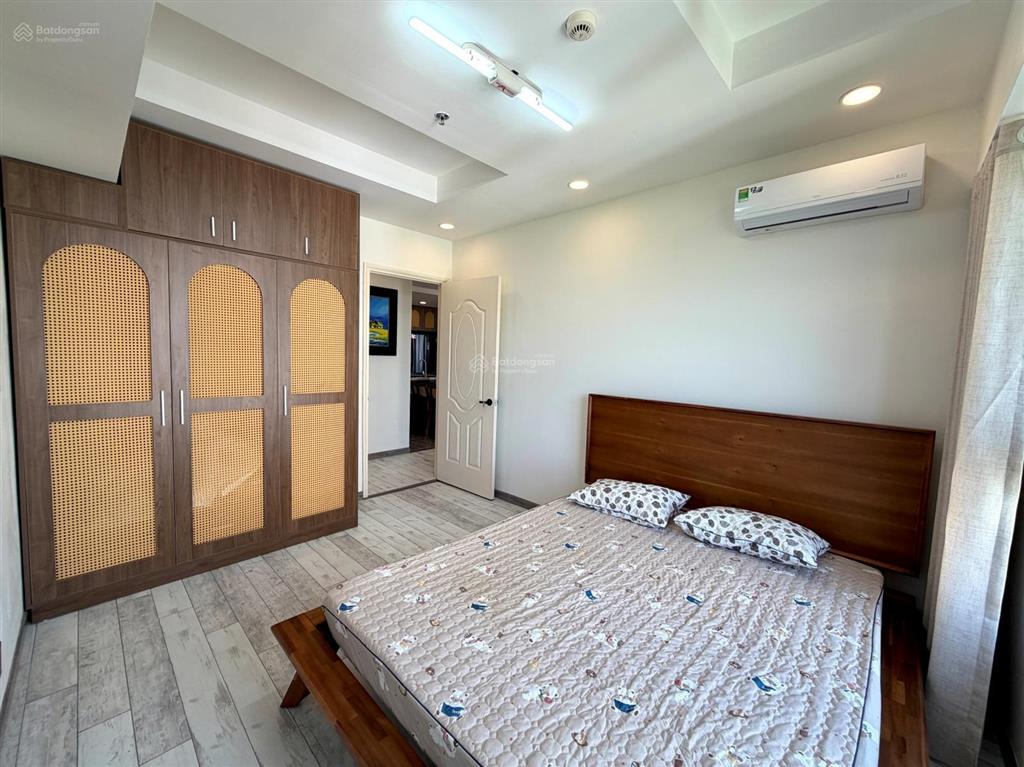 Bán căn hộ dragon hill 1  119,5m2 (3pn + 2wc)  sổ hồng, view phú mỹ hưng, căn góc, decor đẹp