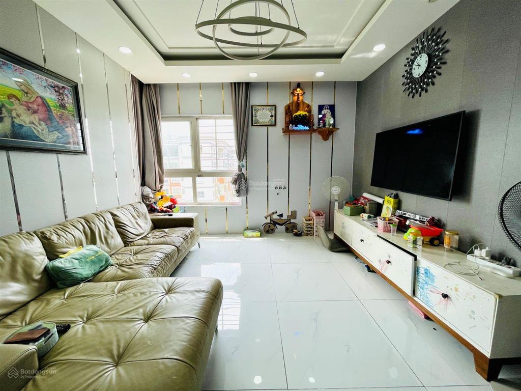 Căn góc vị trí đẹp nhất dragon hill 1  119,5m2 (3pn  2wc)  sổ hồng. trần cao. view phú mỹ hưng
