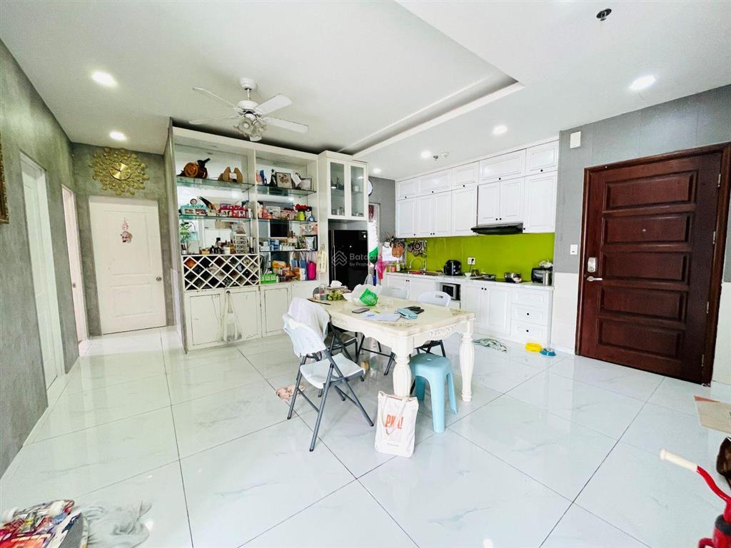 Căn góc vị trí đẹp nhất dragon hill 1  119,5m2 (3pn  2wc)  sổ hồng. trần cao. view phú mỹ hưng