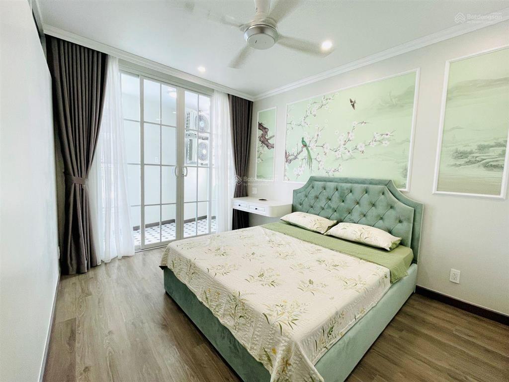 Him lam riverside, q.7  118.6m (3pn + 2wc + 2 balcony)  sổ hồng. căn góc. decor đẹp cao cấp