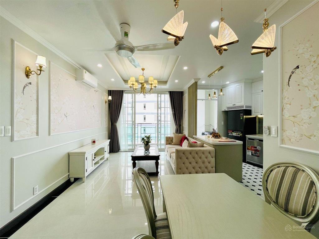 Him lam riverside, q.7  118.6m (3pn + 2wc + 2 balcony)  sổ hồng. căn góc. decor đẹp cao cấp