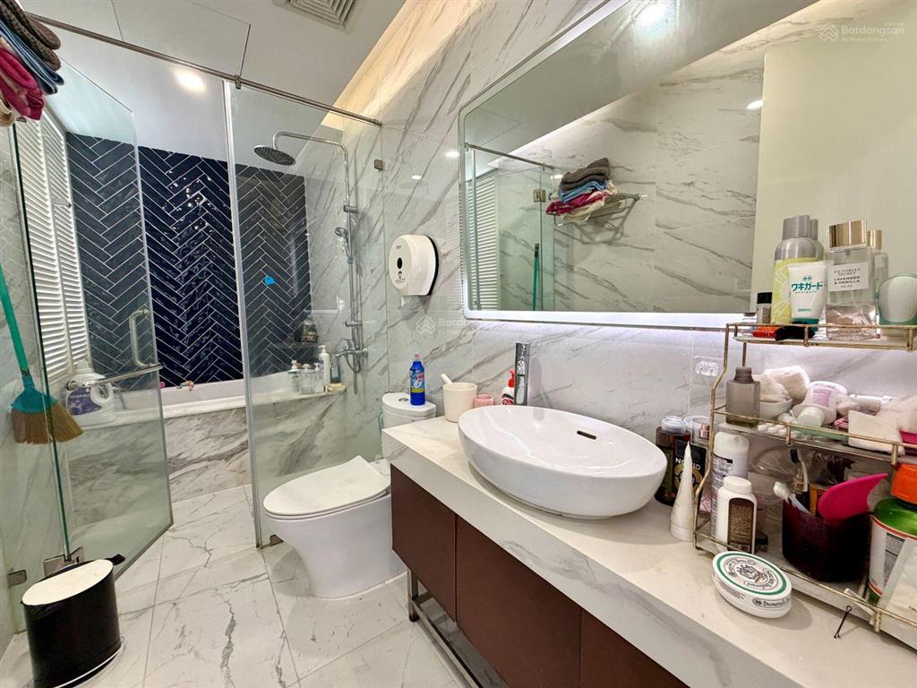 Penthouse him lam riverside, quận 7  203,8m2 (4pn  4wc)  sổ hồng. view biệt thự