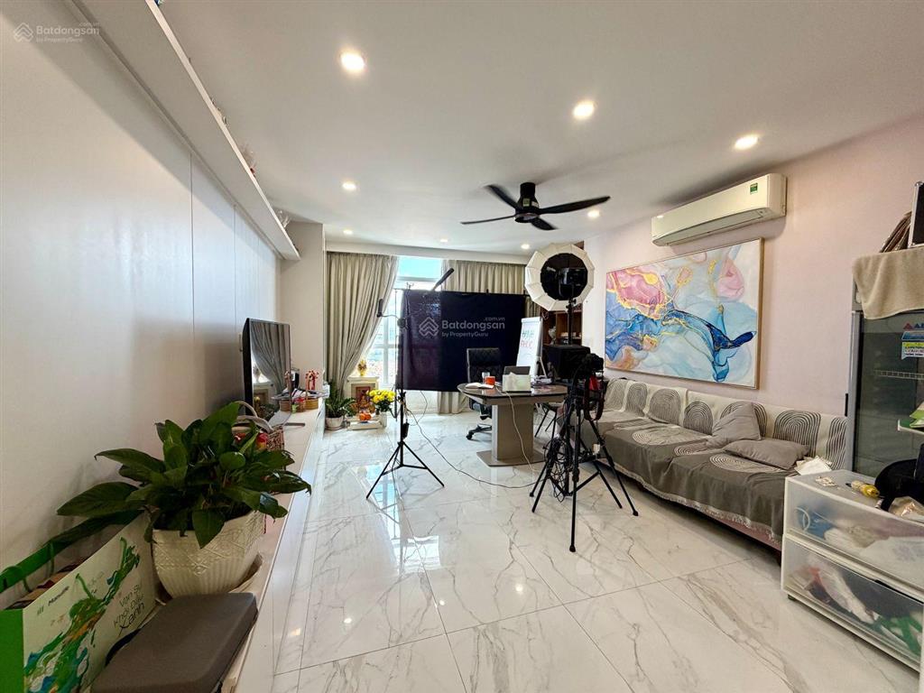 Penthouse him lam riverside, quận 7  203,8m2 (4pn  4wc)  sổ hồng. view biệt thự