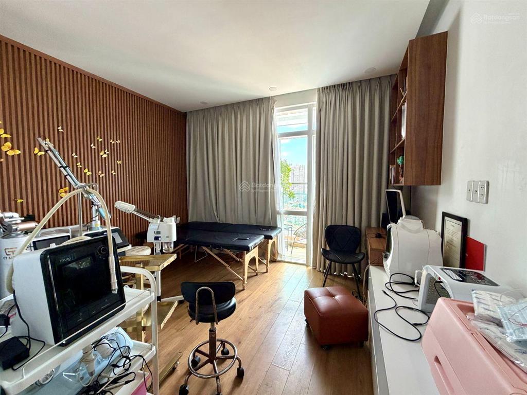 Penthouse him lam riverside, quận 7  203,8m2 (4pn  4wc)  sổ hồng. view biệt thự