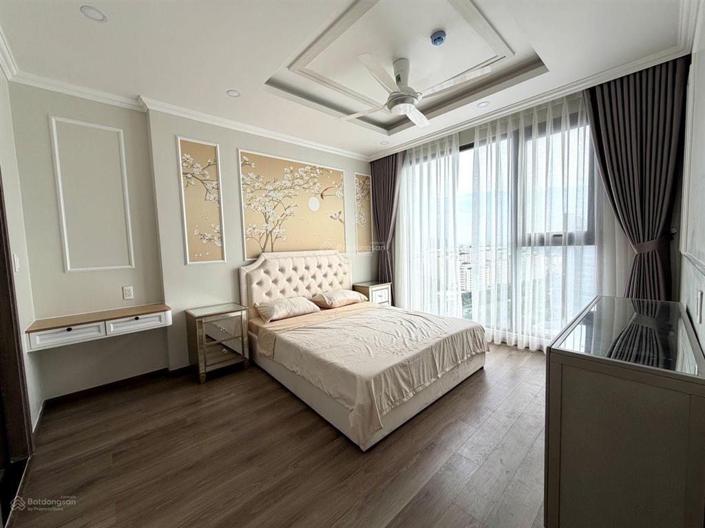 Cho thuê lavida plus (q. 7)  96m2 (3pn  2wc) căn góc  view toàn cảnh phú mỹ hưng. decor cao cấp