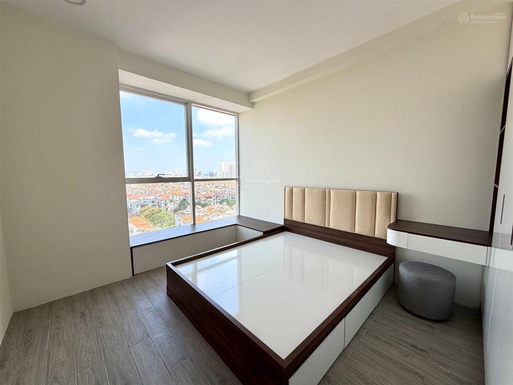 Sunrise city (n), nguyễn hữu thọ, q.7  138,7m2 (3pn  2wc) căn góc  sổ hồng. view sông & biệt thự