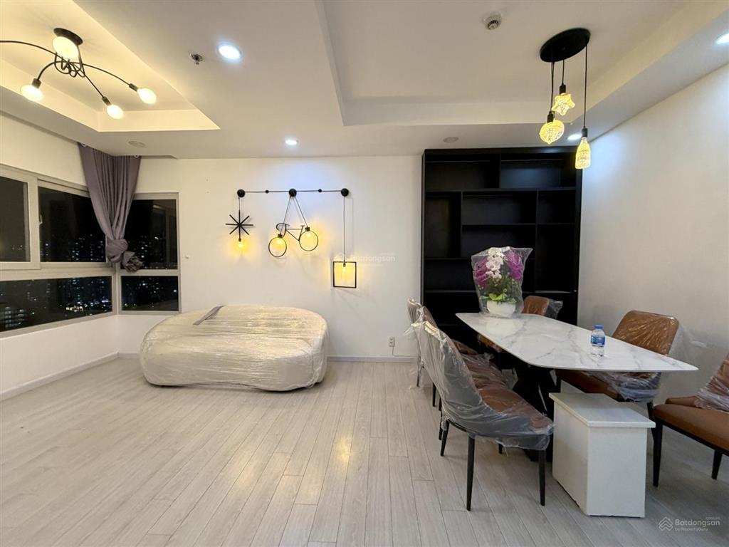 Bán căn hộ dragon hill 1, nhà bè  92m2 (2pn  2wc)  sổ hồng. đầy đủ nội thất. view hồ bơi