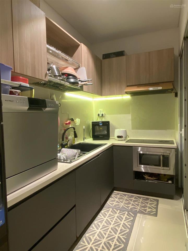 Bán căn hộ dragon hill 2  75m (2pn  2wc)  sổ hồng. view hồ bơi & phú mỹ hưng.