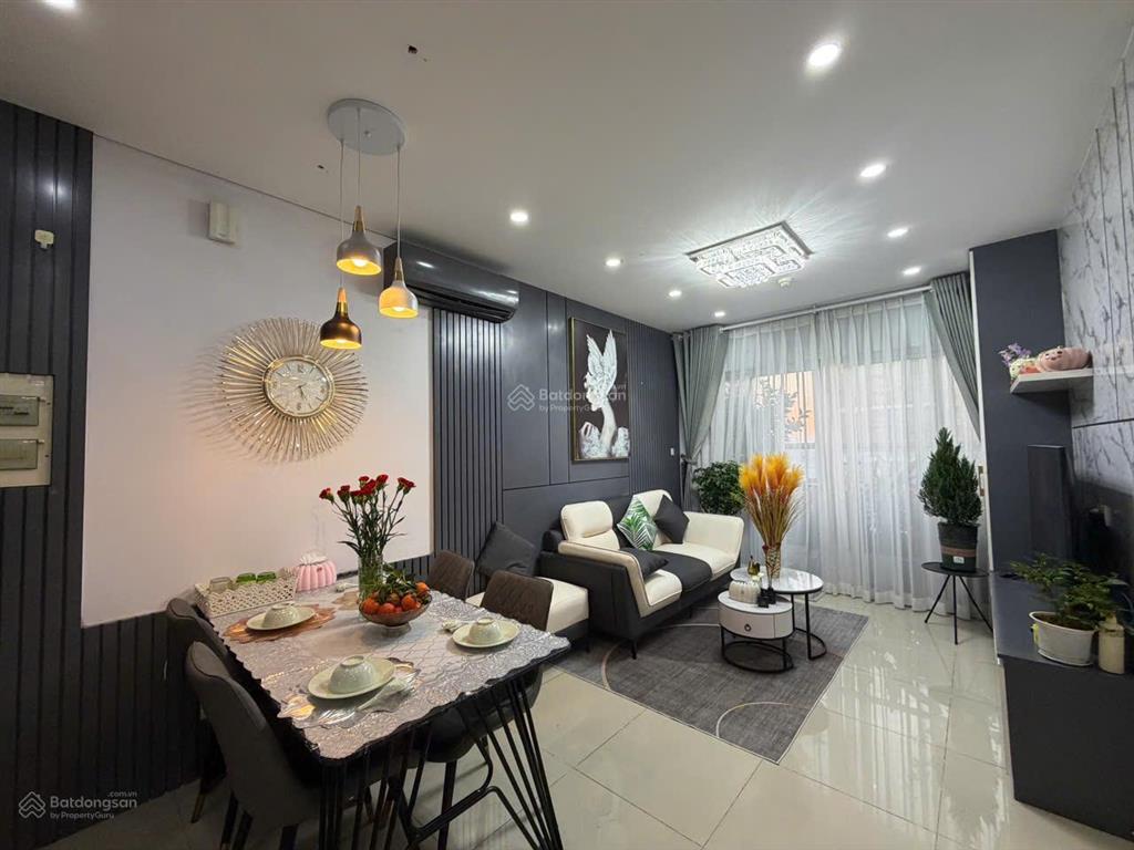 Bán căn hộ dragon hill 2  75m (2pn  2wc)  sổ hồng. nội thất đẹp. view hồ bơi.