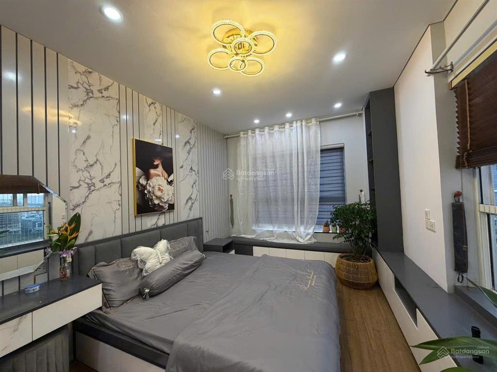 Bán căn hộ dragon hill 2  75m (2pn  2wc)  sổ hồng. nội thất đẹp. view hồ bơi.