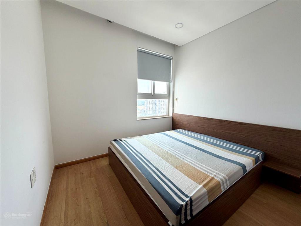 Hưng phát silver star  62,7m2 (2pn + 2wc)  sổ hồng. hướng nam. tầng cao. đầy đủ nội thất