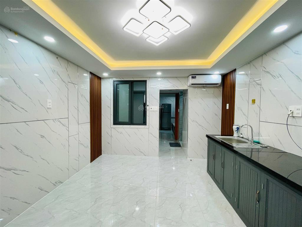 Bán cc nguyễn thiện thuật, q. 3  lầu 1  dt 35,6m (3,5 x 12,3)  sổ hồng  đầy đủ nội thất