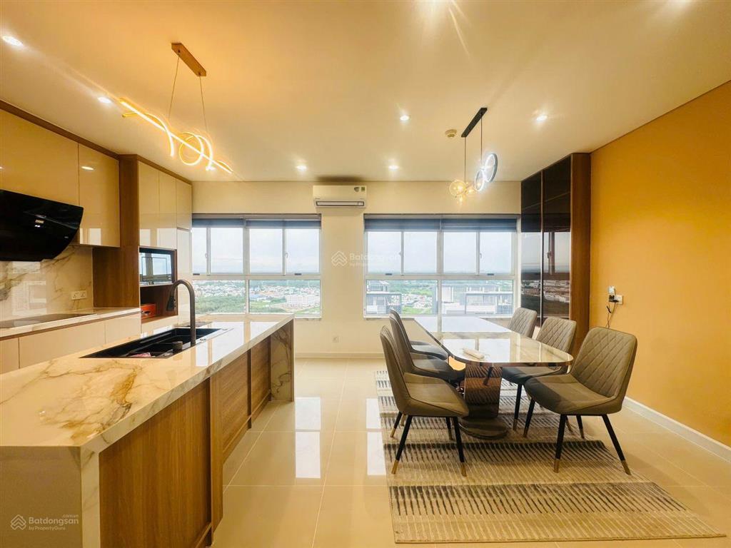 Duplex dragon hill 2  143m² (4pn  3wc)  sổ hồng  nhà đẹp. sân vườn lớn. gió nguyên ngày
