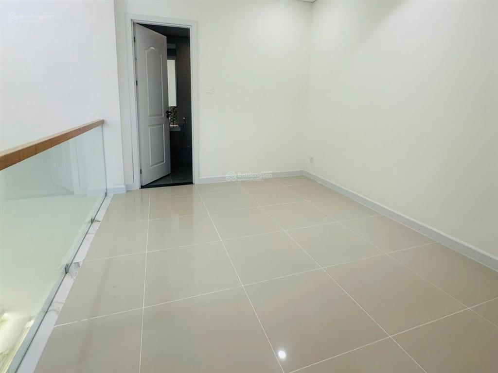 Duplex dragon hill 2  143m² (4pn  3wc)  sổ hồng  nhà đẹp. sân vườn lớn. gió nguyên ngày