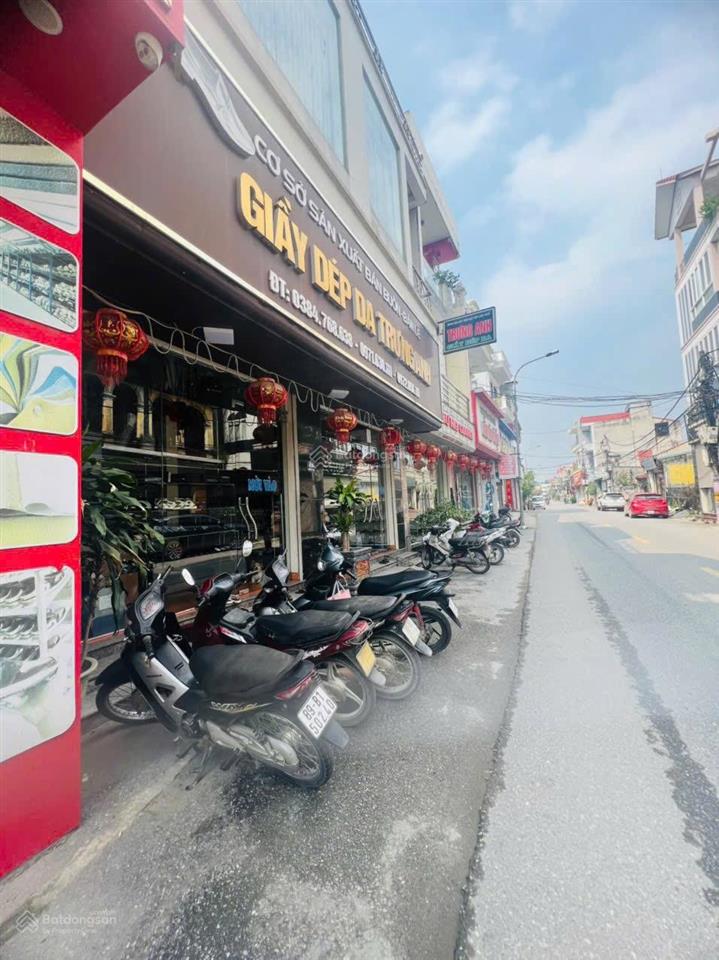 Chính chủ em bán lô đất mặt đường 40m khu đấu giá thôn giẽ hạ xã phú yên huyện phú xuyên hà nội