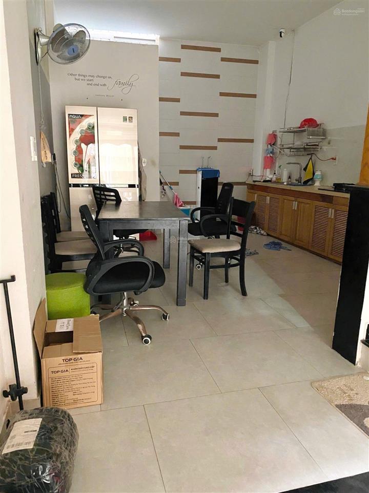Bán chdv 4tầng có 7phòng, sẵn thu nhập. gần chợ thạch đà, p14, gò vấp. chỉ 7 tỷ 950 còn bớt